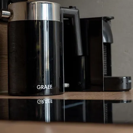 شقة Stylish With Parking By Renters فروتسواف