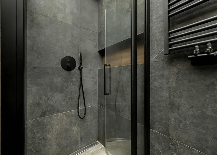 Stylish With Parking By Renters Apartment Wroclaw