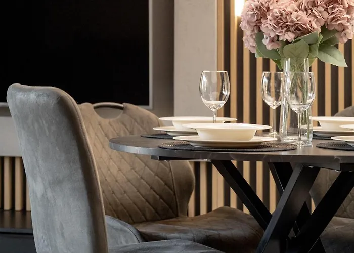 Stylish With Parking By Renters Wroclaw