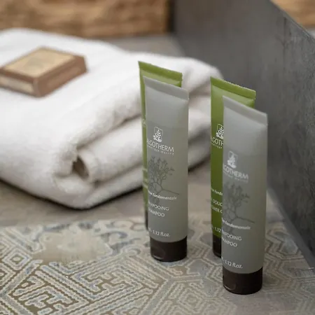 Apartment Stylish With Parking & By Renters Wroclaw