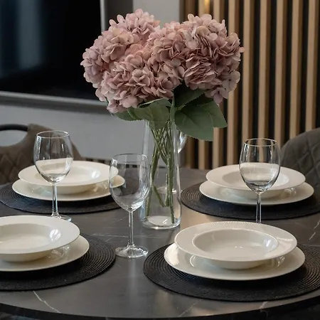 Stylowy Prestige Z Balkonem By Rent Like * Wroclaw