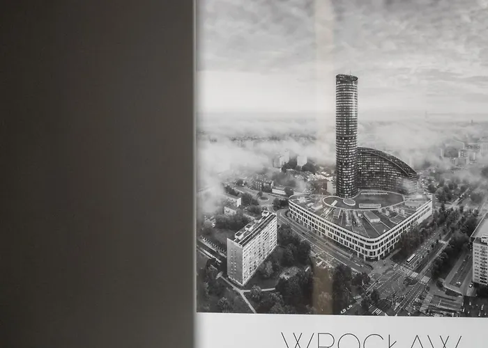 Stylish With Parking By Renters Apartmán *